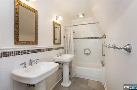 39 Draper Terrace Montclair NJ 07042
