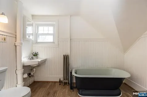 39 Draper Terrace Montclair NJ 07042