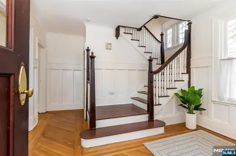 39 Draper Terrace Montclair NJ 07042