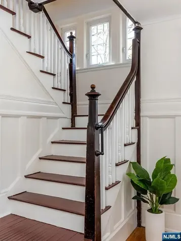 39 Draper Terrace Montclair NJ 07042