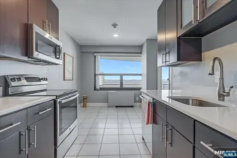 2 Claridge Drive Verona NJ 07044