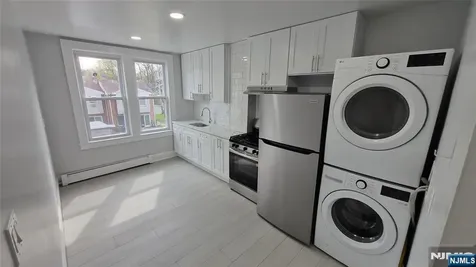 240 E Forest Avenue Teaneck NJ 07666