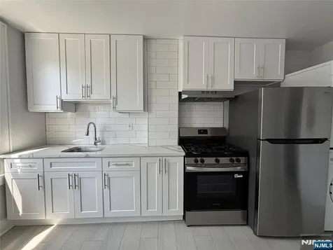 240 E Forest Avenue Teaneck NJ 07666