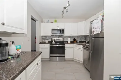 130 Sherwood Avenue Paterson NJ 07502