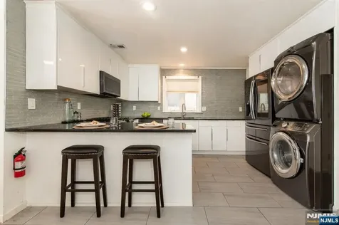543-545 Livingston Street Elizabeth NJ 07206