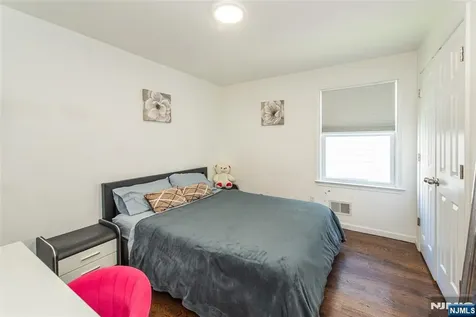 543-545 Livingston Street Elizabeth NJ 07206