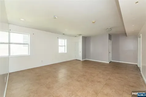 543-545 Livingston Street Elizabeth NJ 07206