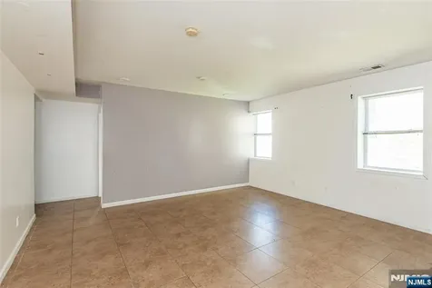 543-545 Livingston Street Elizabeth NJ 07206