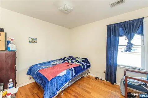 543-545 Livingston Street Elizabeth NJ 07206