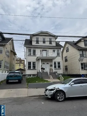 219 Renner Avenue Newark NJ 07112