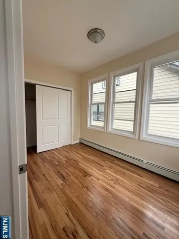 219 Renner Avenue Newark NJ 07112