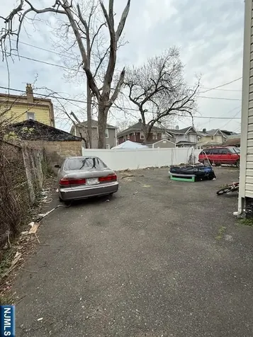 219 Renner Avenue Newark NJ 07112