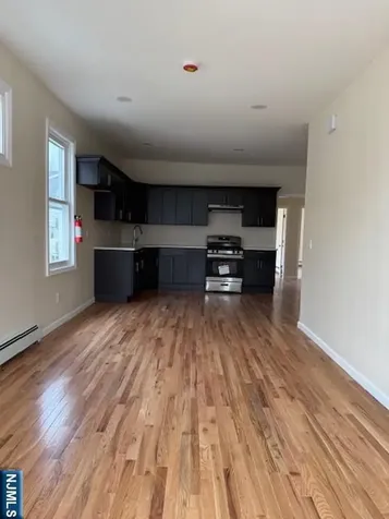 219 Renner Avenue Newark NJ 07112
