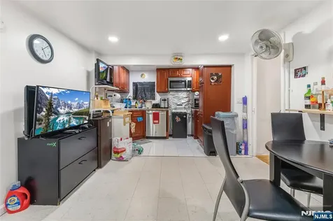 132 72nd North Bergen NJ 07047