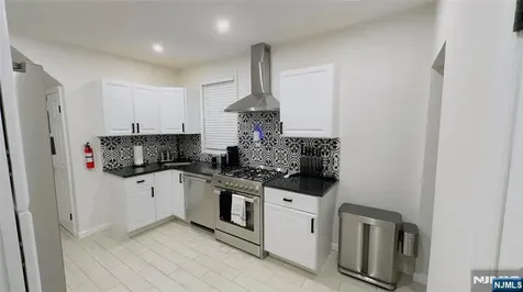 392 Lookout Avenue Hackensack NJ 07601