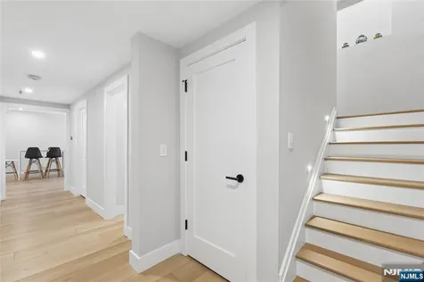 34 Merrifield Way Cresskill NJ 07626