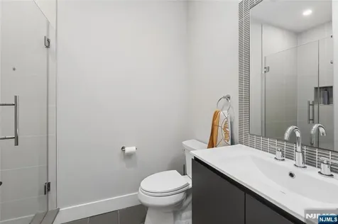 34 Merrifield Way Cresskill NJ 07626