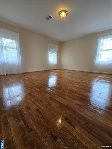 598 Broad Street Carlstadt NJ 07072