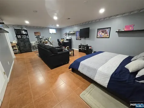 598 Broad Street Carlstadt NJ 07072