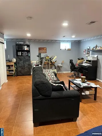 598 Broad Street Carlstadt NJ 07072