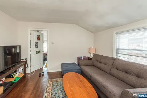 56 Central Avenue Caldwell NJ 07006