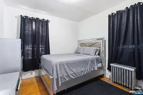 318 Ellery Avenue Newark NJ 07106