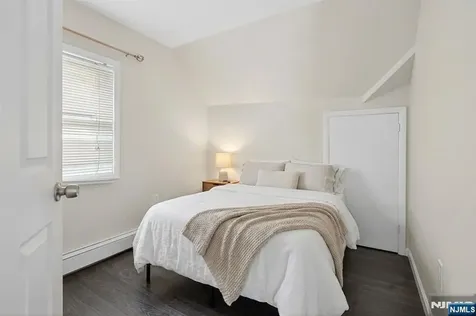 754 Highland Avenue Newark NJ 07104