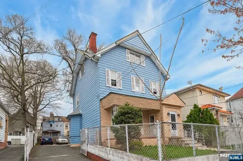 754 Highland Avenue Newark NJ 07104