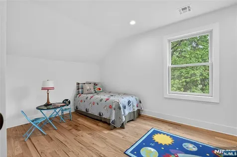 287 Orange Road Montclair NJ 07042