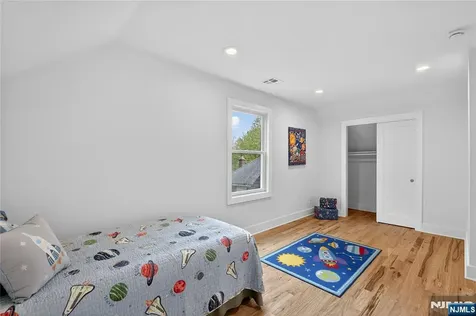 287 Orange Road Montclair NJ 07042