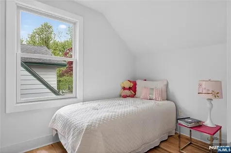 287 Orange Road Montclair NJ 07042