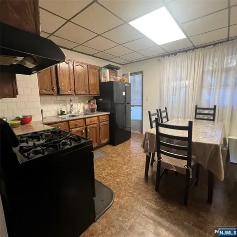192 Edmund Avenue Paterson NJ 07502