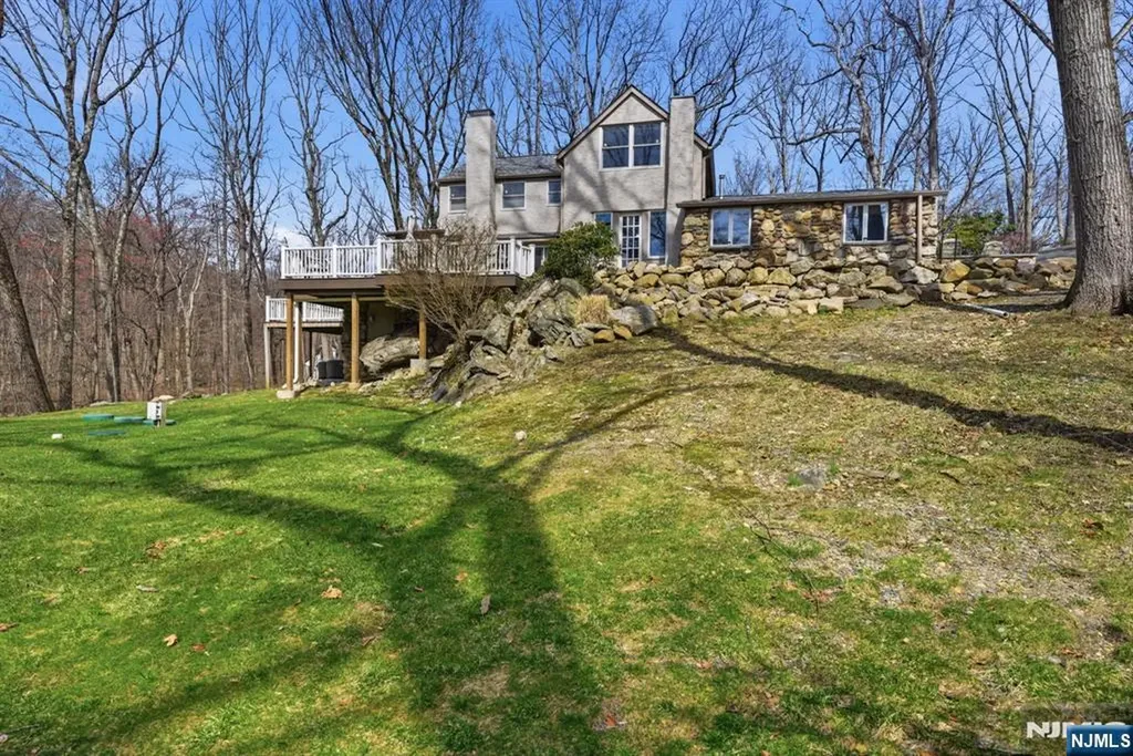 109 Taylortown Road Montville Township NJ 07005