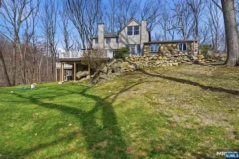 109 Taylortown Road Montville Township NJ 07005