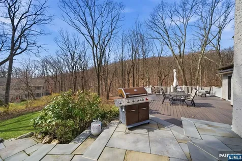 109 Taylortown Road Montville Township NJ 07005