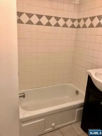 21 Columbus Street Bloomfield NJ 07003