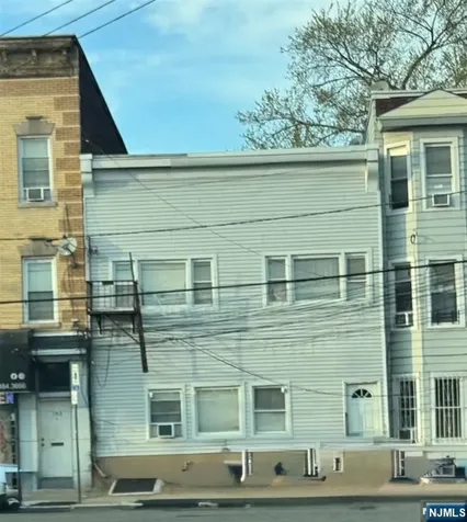 191 1st Avenue Newark NJ 07107