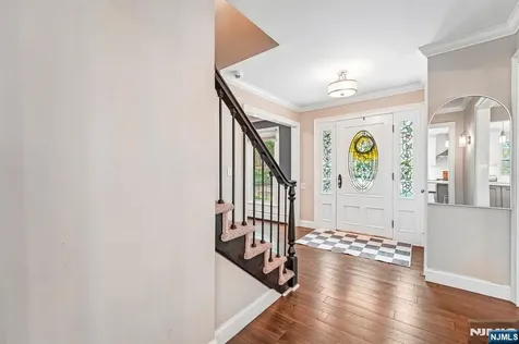 52 Stonefence Road Oakland NJ 07436