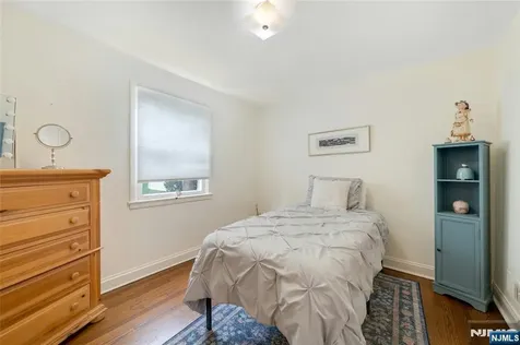 631 Cooper Avenue Oradell NJ 07649