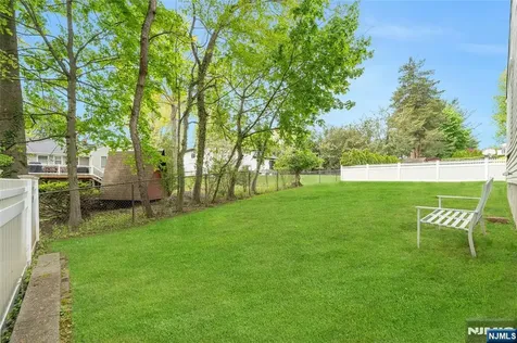 631 Cooper Avenue Oradell NJ 07649