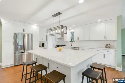 631 Cooper Avenue Oradell NJ 07649