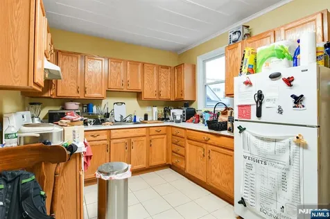 137 Valley Road Montclair NJ 07042