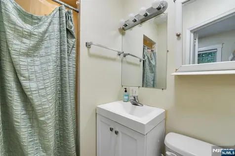 137 Valley Road Montclair NJ 07042