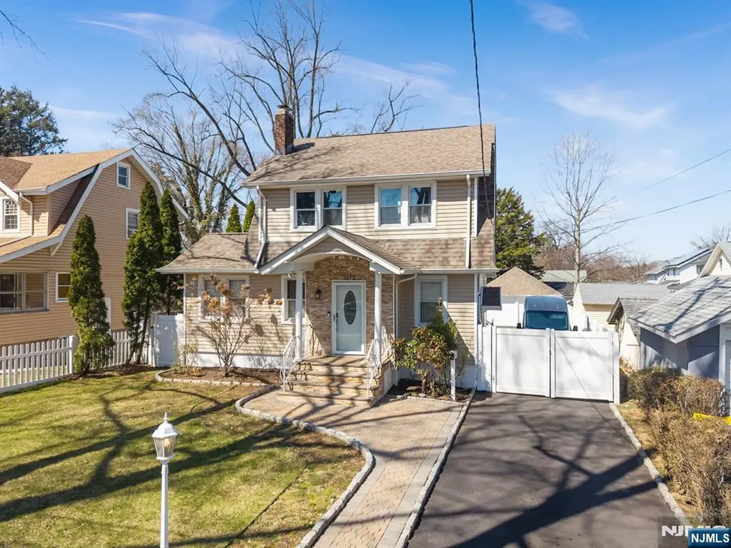 1172 Margaret Street Teaneck NJ 07666