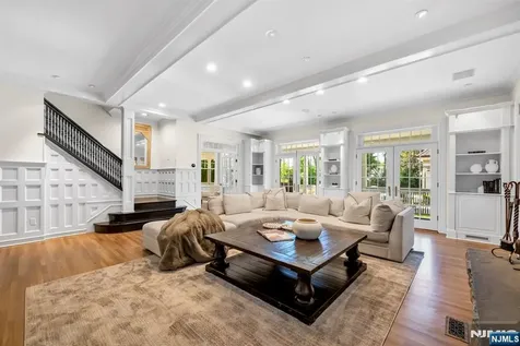 640 Ridgewood Avenue Ridgewood NJ 07450