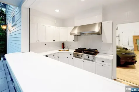 640 Ridgewood Avenue Ridgewood NJ 07450