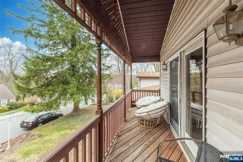 47 Laurel Drive Wayne NJ 07470