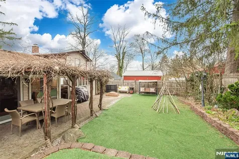 47 Laurel Drive Wayne NJ 07470