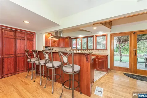 47 Laurel Drive Wayne NJ 07470