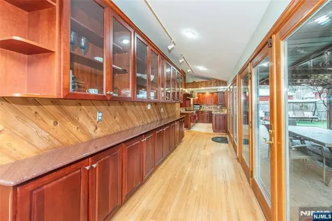 47 Laurel Drive Wayne NJ 07470
